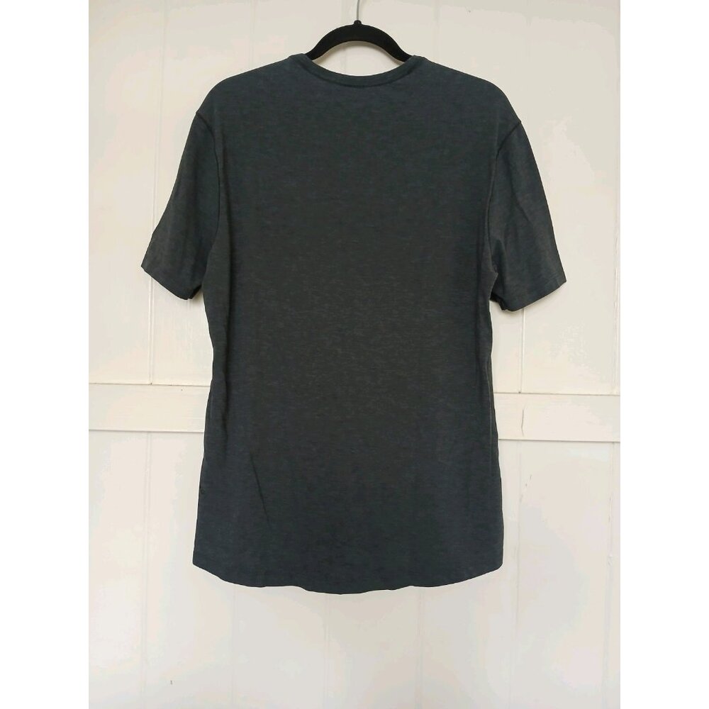 Lululemon 5 Year Basic V Updated Fit T Shirt Mens… - image 8